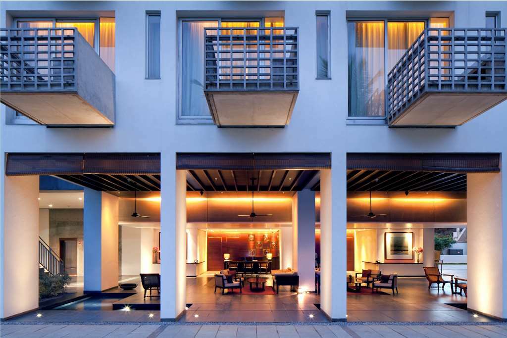 Holiday Inn & Suites Bengaluru Whitefield Интерьер фото